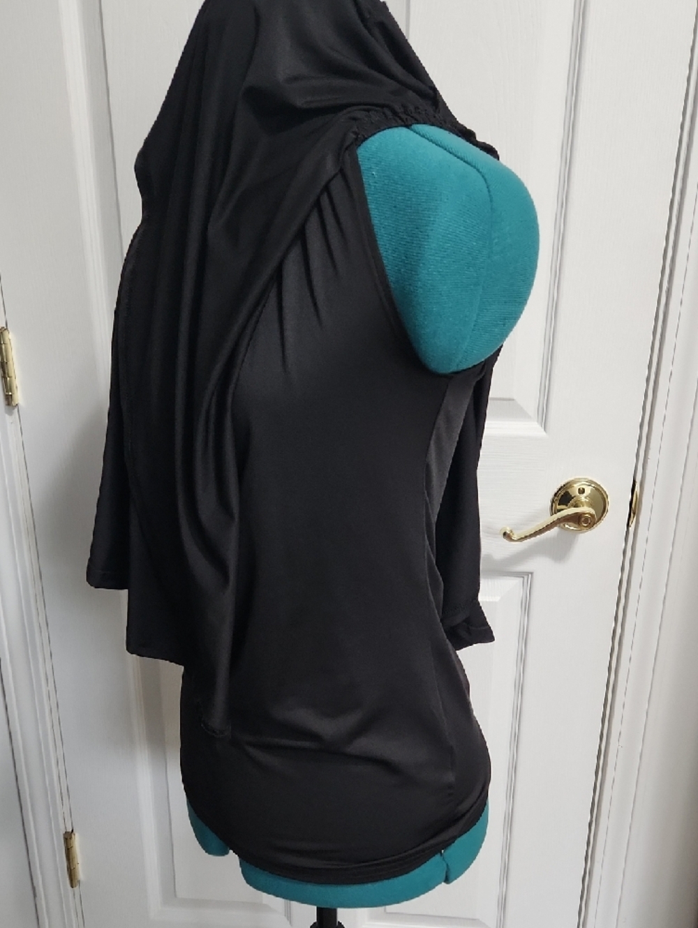 Black Off-Shoulder/Multi Style Ruffle Top - Picture 4 of 6